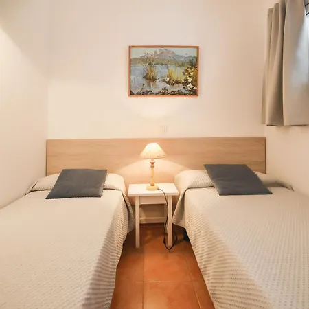 Apartment Apartamento Platja D'aro, 3 Dormitorios, 6 Personas - Es-329-20 Platja d'Aro