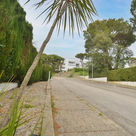 Apartamento Platja D'aro, 3 Dormitorios, 6 Personas - Es-329-20 Apartment