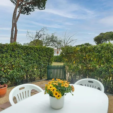 Apartamento Platja D'aro, 3 Dormitorios, 6 Personas - Es-329-20 Apartment *